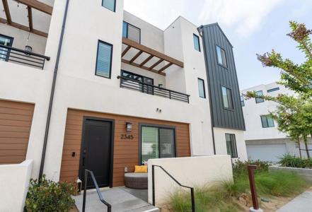2345 Acara Circle