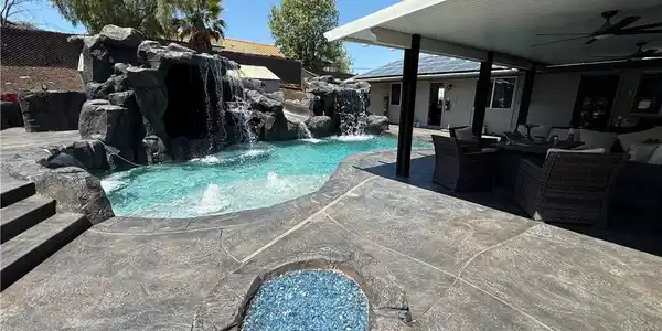 14335 Laurel Drive