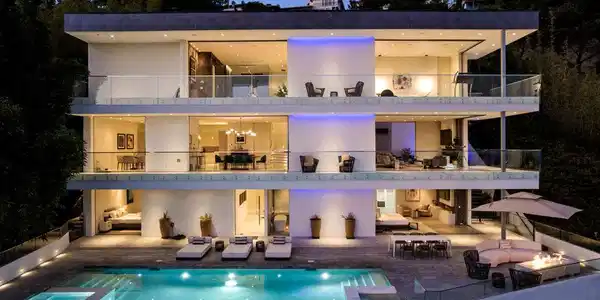 7080 Mulholland Drive