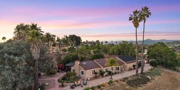 1786 San Pasqual Valley