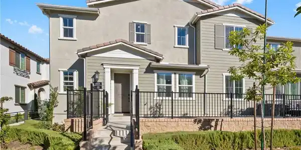 5604 Altamura Way