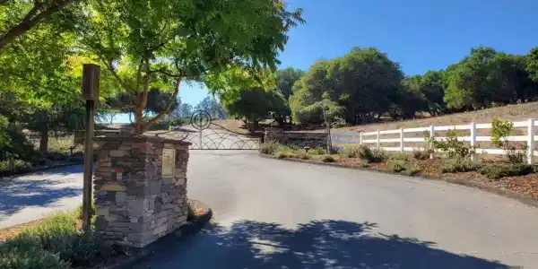 19705 Moonglow Road