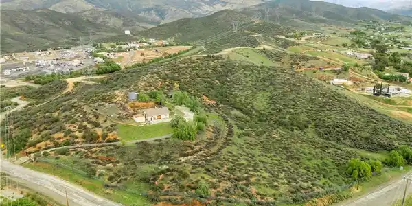 10657 Mint Canyon