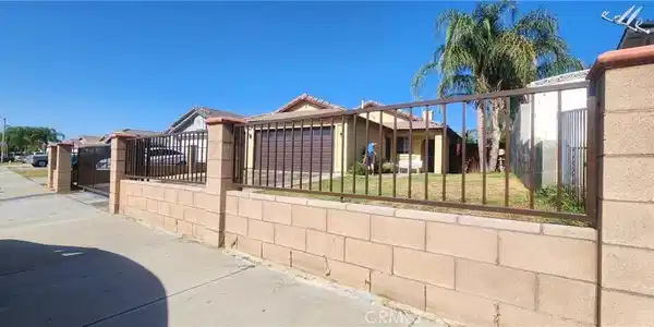 1144 Palisades