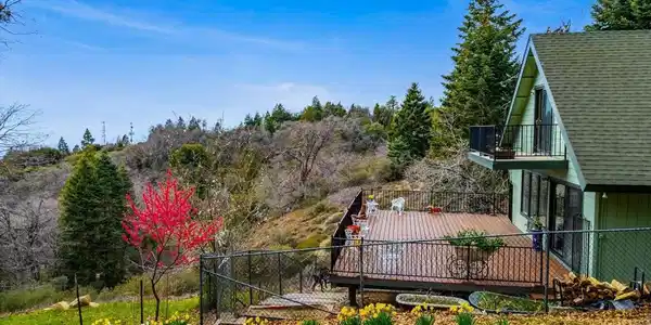 22209 Crestline Road