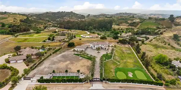 27716 Sycamore Mesa