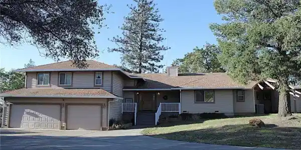 3482 Skycrest