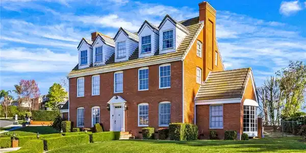 1909 Scenic Ridge