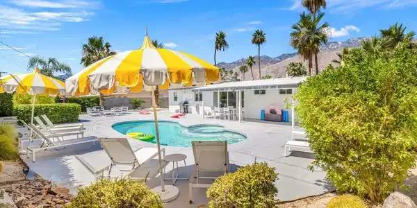 242 Cerritos Drive