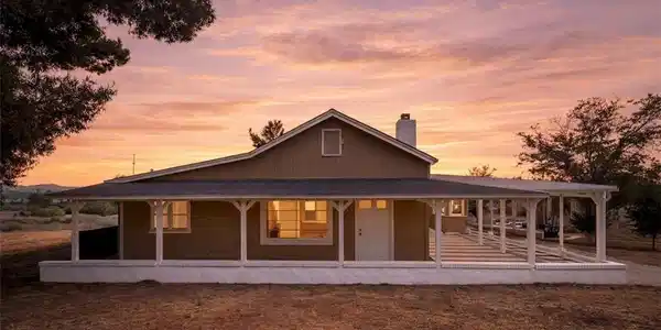 21123 Avenue Fort Tejon