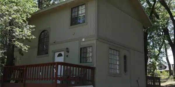 1610 Grass Valley