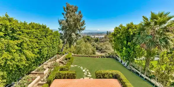 2222 Canyonback Road