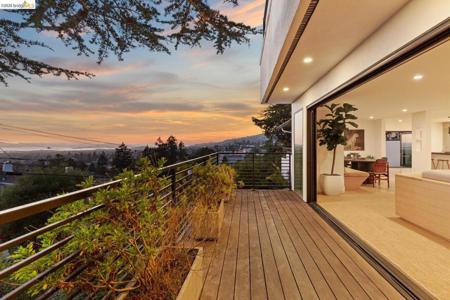 71 Sonia St