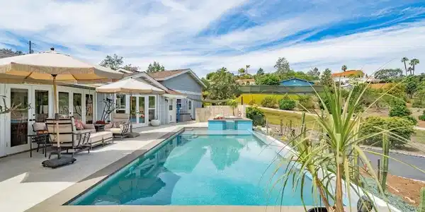 460 Rancho Camino