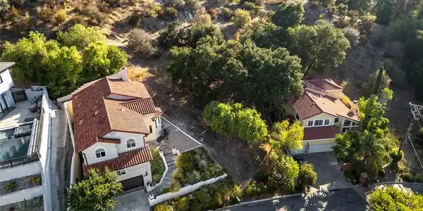 24923 Bella Vista Drive