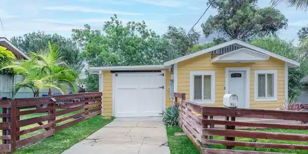 830 Terrace 49