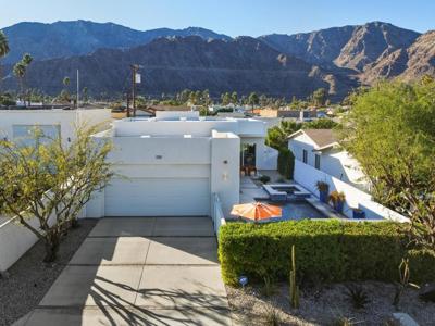 52085 Avenida Herrera