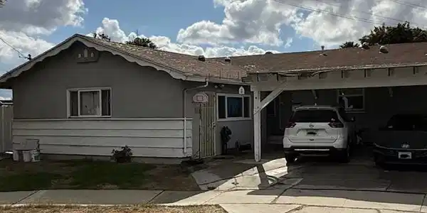 1225 Gilford Court