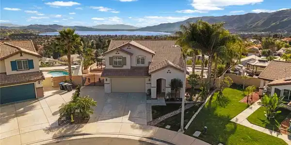 15294 Madrone Court
