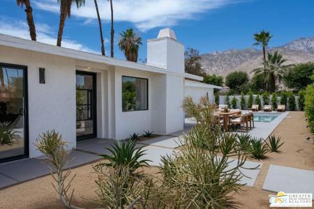 2525 E Morongo Trail