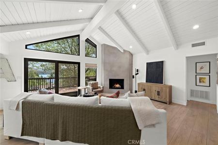 27561 North Bay