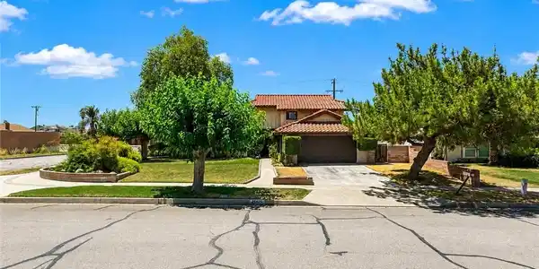 25825 Holly Vista Boulevard