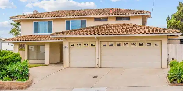 6226 Lake Apopka Place