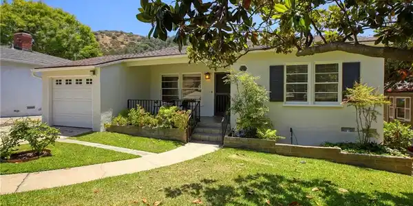 1852 Alpha Road
