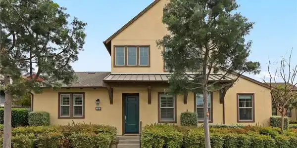 30 Ocaso Street