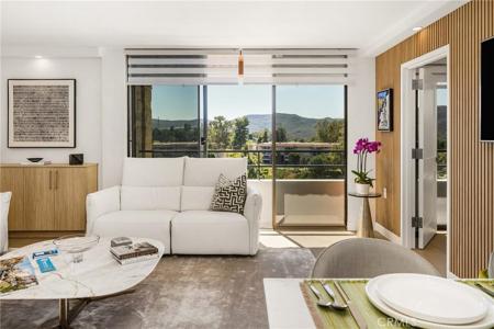 24055 Paseo Del Lago