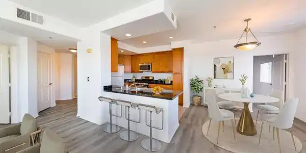 360 W Avenue 26