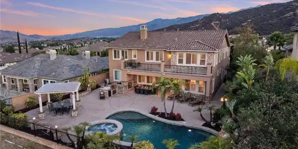 8114 Soft Winds Drive
