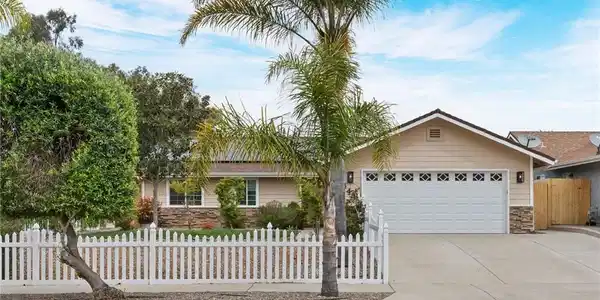 448 Grove Lane