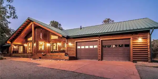 2323 Sierra Vista Way