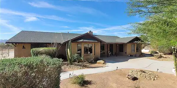 23677 Cahuilla