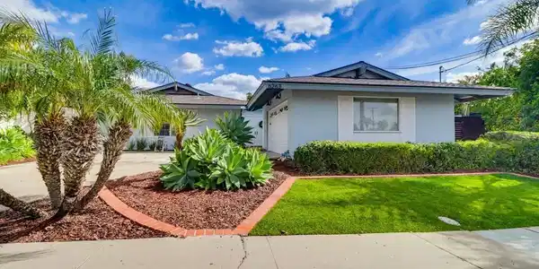 6263 Cowles Mountain Boulevard