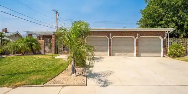 26128 Edgemont Drive