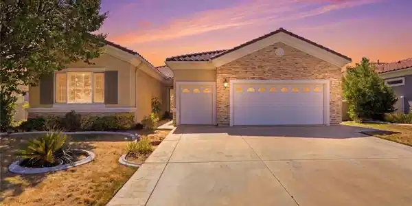 1745 Desert Almond