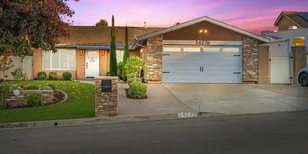 14276 Jennings Vista Way