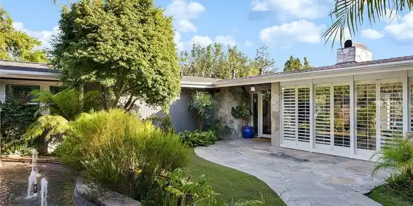 2212 Rim Road