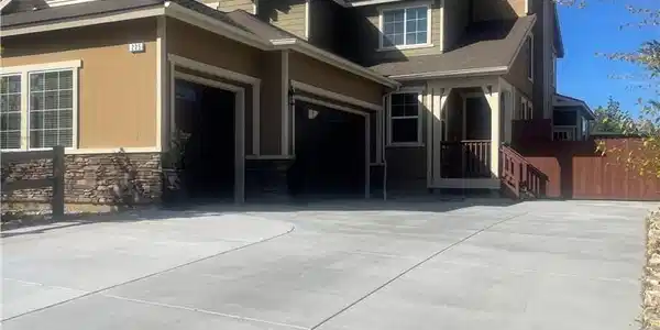 225 Maple Ridge