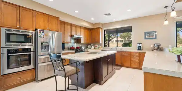 73261 Mariposa Drive
