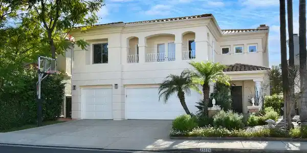 23224 Park Corniche