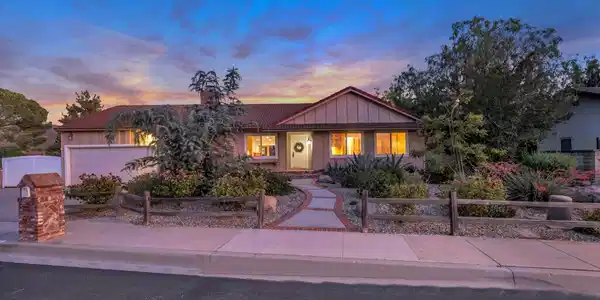 1506 Rambling Road