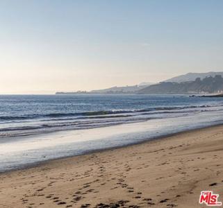 21250 Pacific Coast Highway