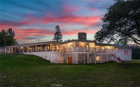 4904 Sierra Pines Drive