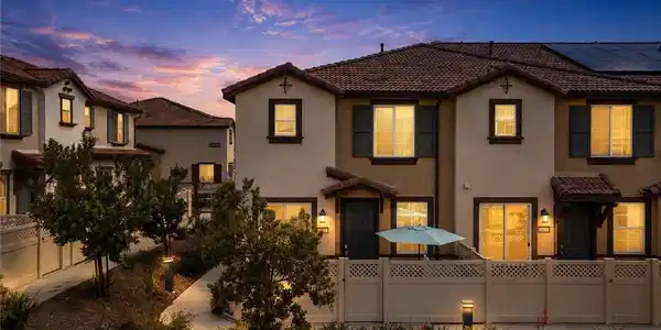 24131 Tuscany