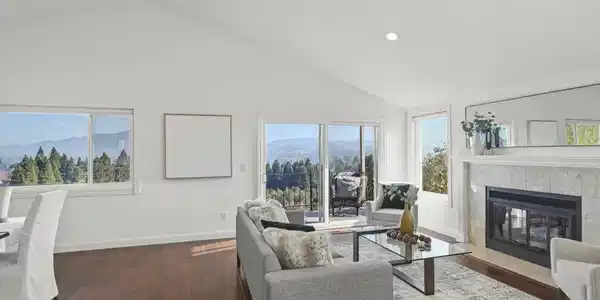 1819 Mockingbird Pl