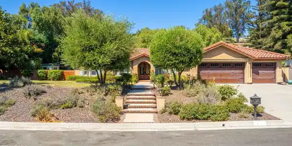 12951 Sunny Lane