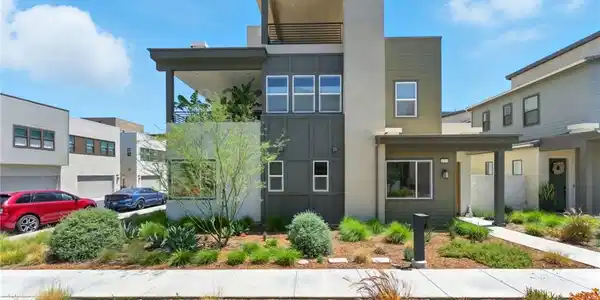 27475 Mercantile Court